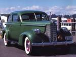 Oldsmobile L38 2-Door Sedan 1938 года